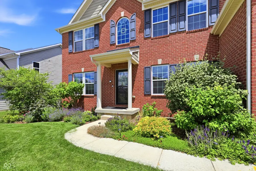 5825 Somerset Boulevard E, Bargersville, IN 46106 - #3