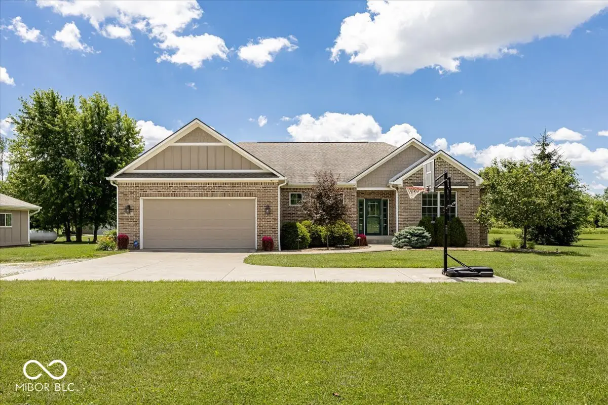 603 W 216th Street, Sheridan, IN 46069 - #1