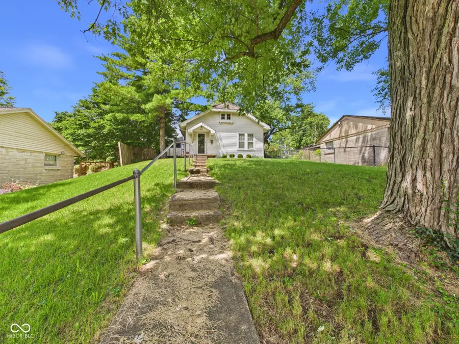 420 N Elm Street, Hagerstown, IN 47346 - #3