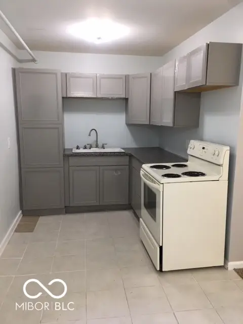 118 N Clay Street, Mooresville, IN 46158 - #3