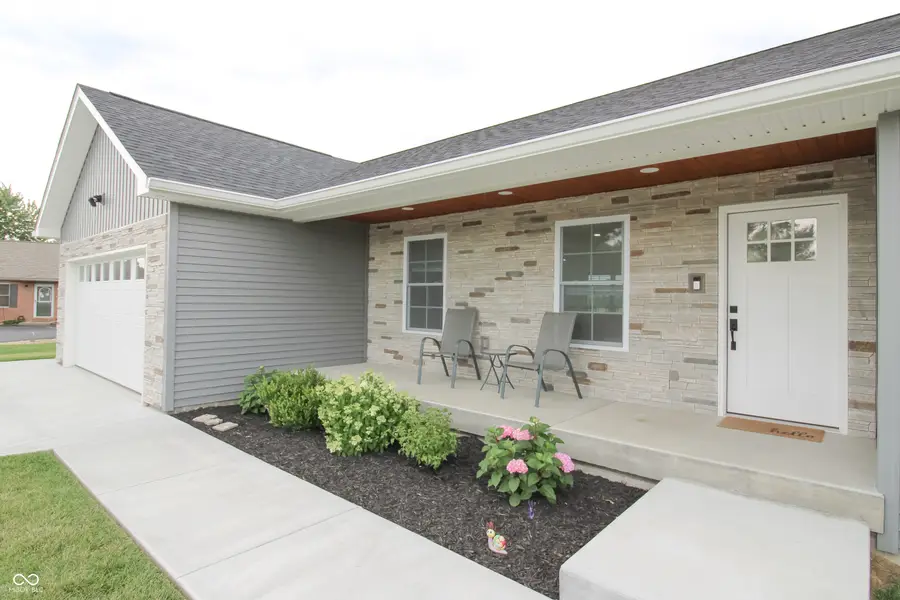 615 Sullivan Court, North Vernon, IN 47265 - #3