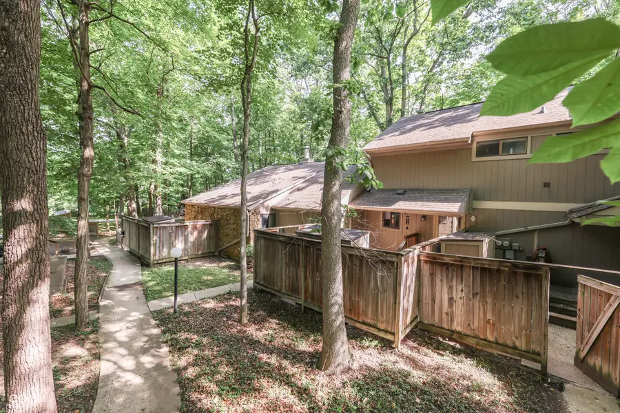 3824 Wilderness Trail, Indianapolis, IN 46237 - #3