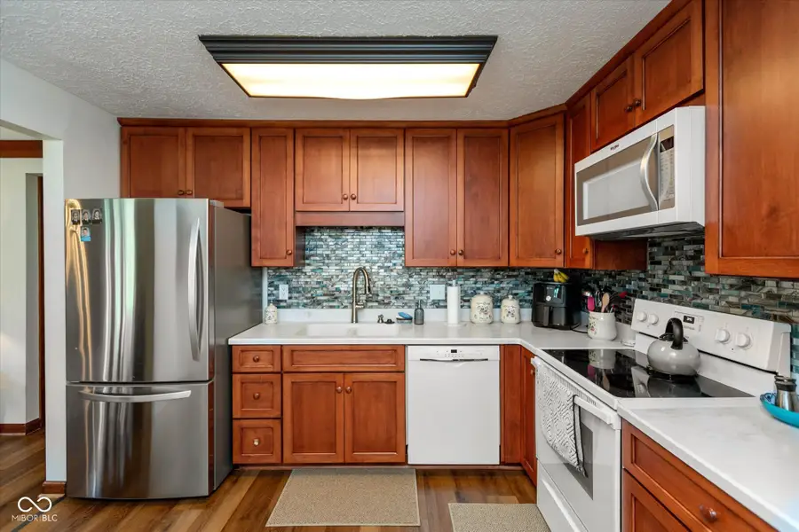 603 Oakland Way, Whiteland, IN 46184 - #3