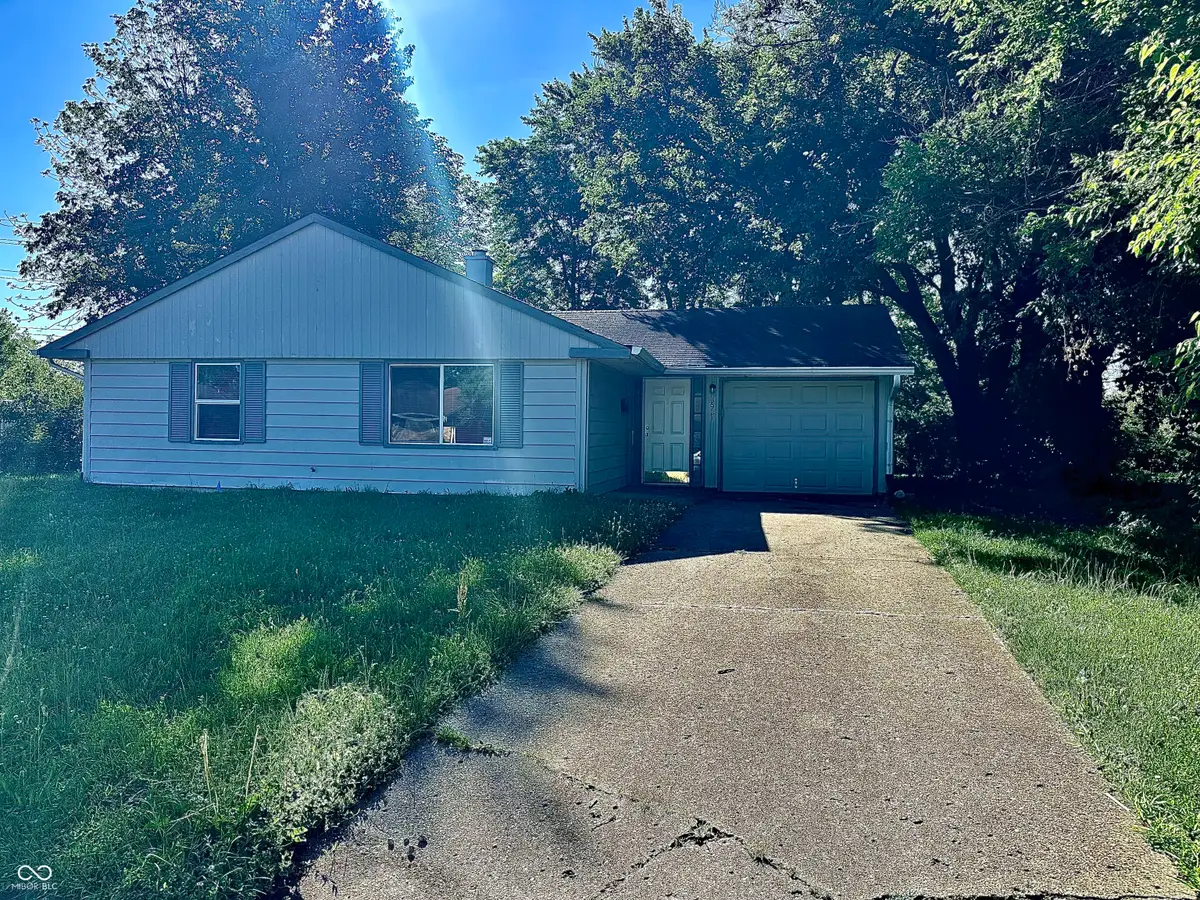 3921 Malibu Drive, Indianapolis, IN 46226 - #1