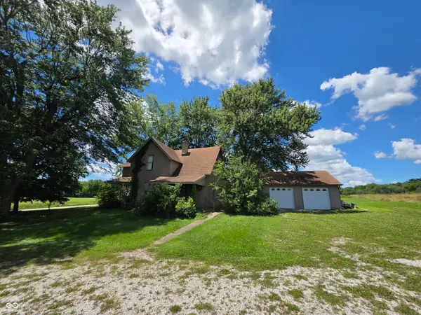 1668 W Greencastle Road, Mooresville, IN 46158