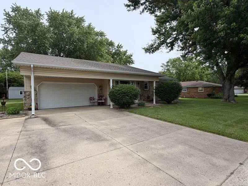 420 Phelps Drive, New Castle, IN 47362 - #2