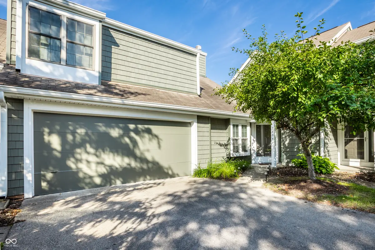 7404 Harbour Isle, Indianapolis, IN 46240 - #1