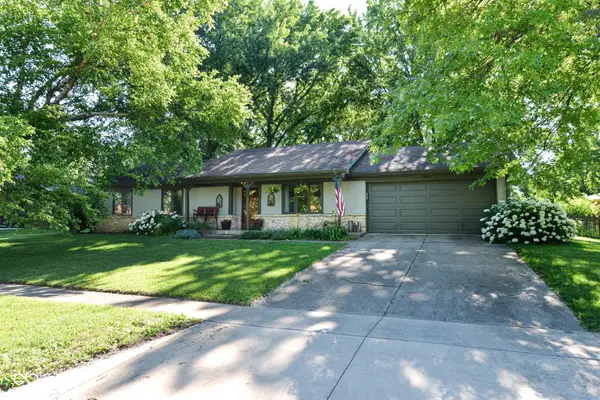 1085 Waterford Drive, Greenwood, IN 46142