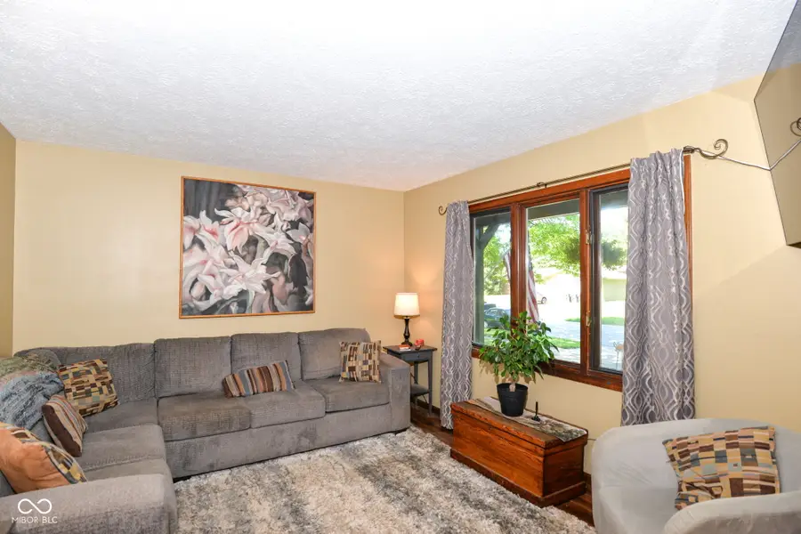 1085 Waterford Drive, Greenwood, IN 46142 - #3