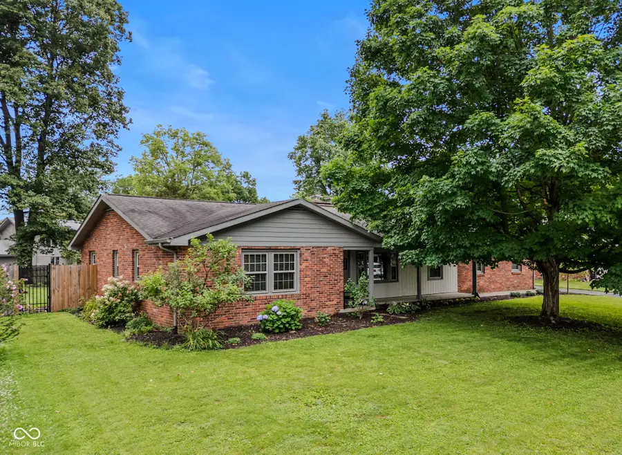 4225 Washington Street, Columbus, IN 47203 - #2