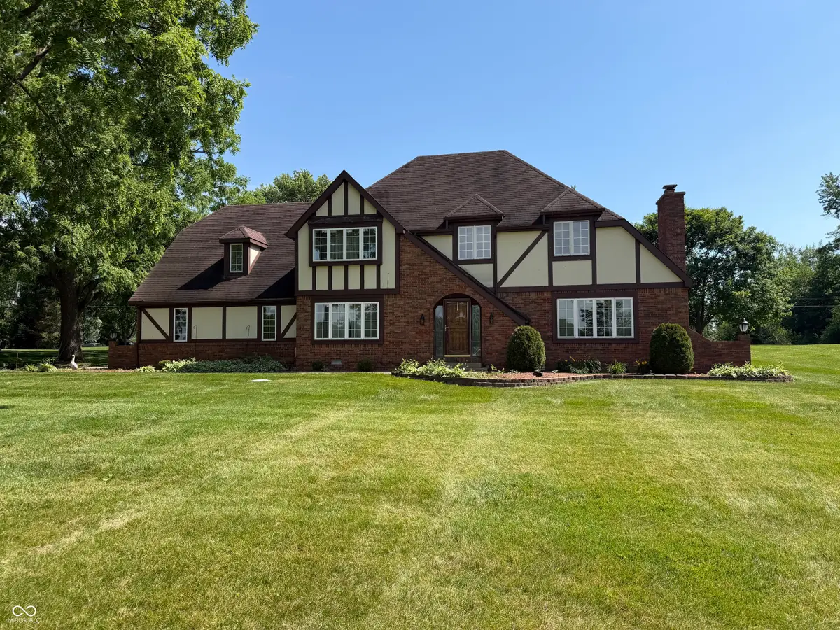 231 E Us Highway 36, Pendleton, IN 46064 - #1