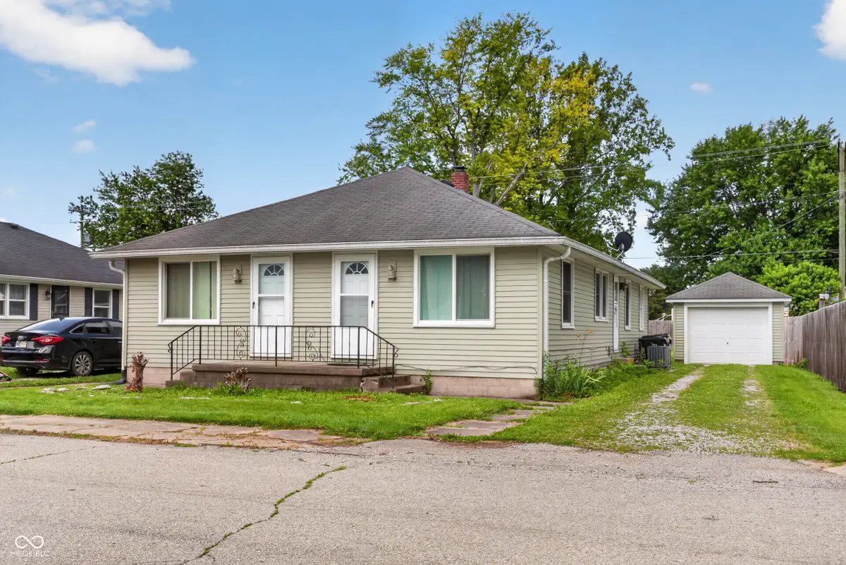 413 S Main Street, Lapel, IN 46015 - #1