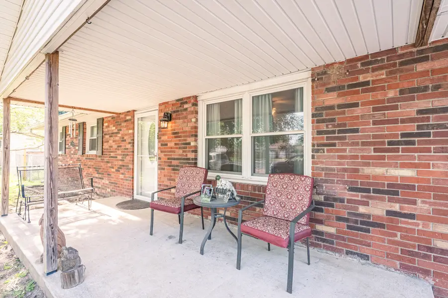 618 Holiday Drive, Seymour, IN 47274 - #3