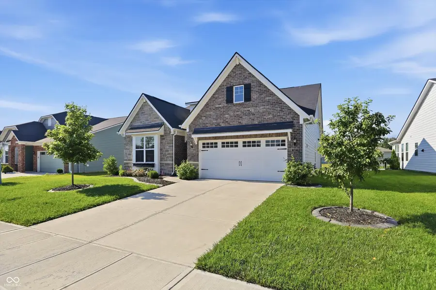 5807 Walkabout Way, Brownsburg, IN 46112 - #2
