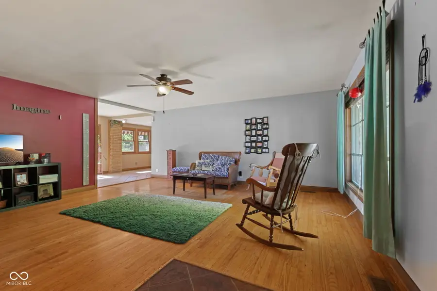 609 Horton Street, Greenwood, IN 46142 - #3