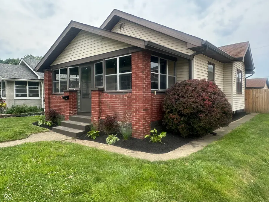 1048 E Berwyn Street, Indianapolis, IN 46203 - #2