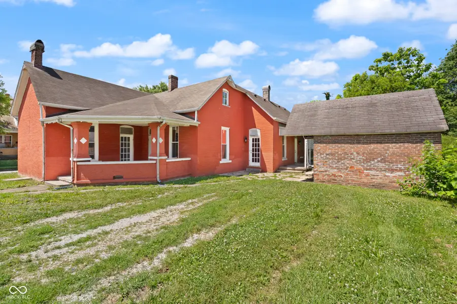 300 W Howard Street, Crothersville, IN 47229 - #2