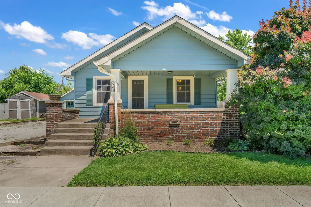 921 Walnut Street, Franklin, IN 46131 - #1