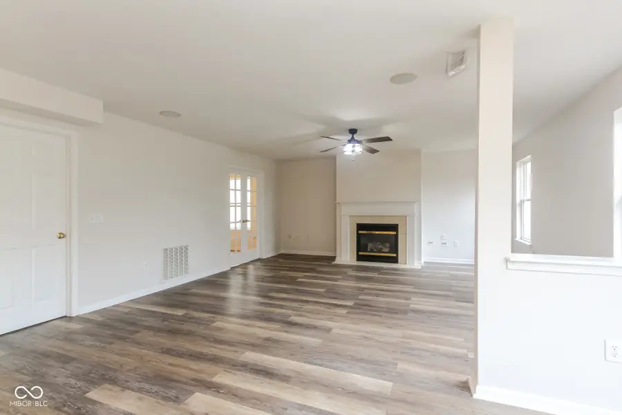 5757 Columbia Circle, Greenwood, IN 46142 - #3