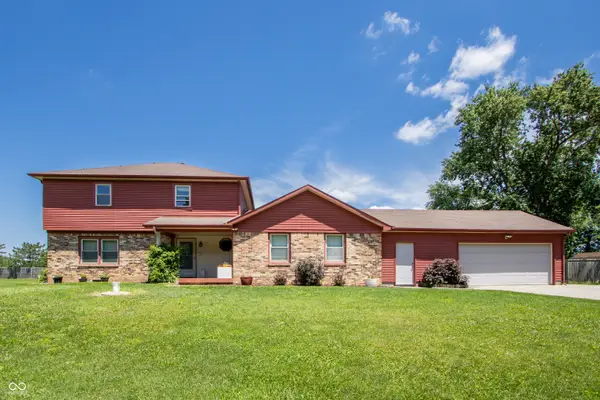 10304 Whispering Winds Drive, Indianapolis, IN 46234