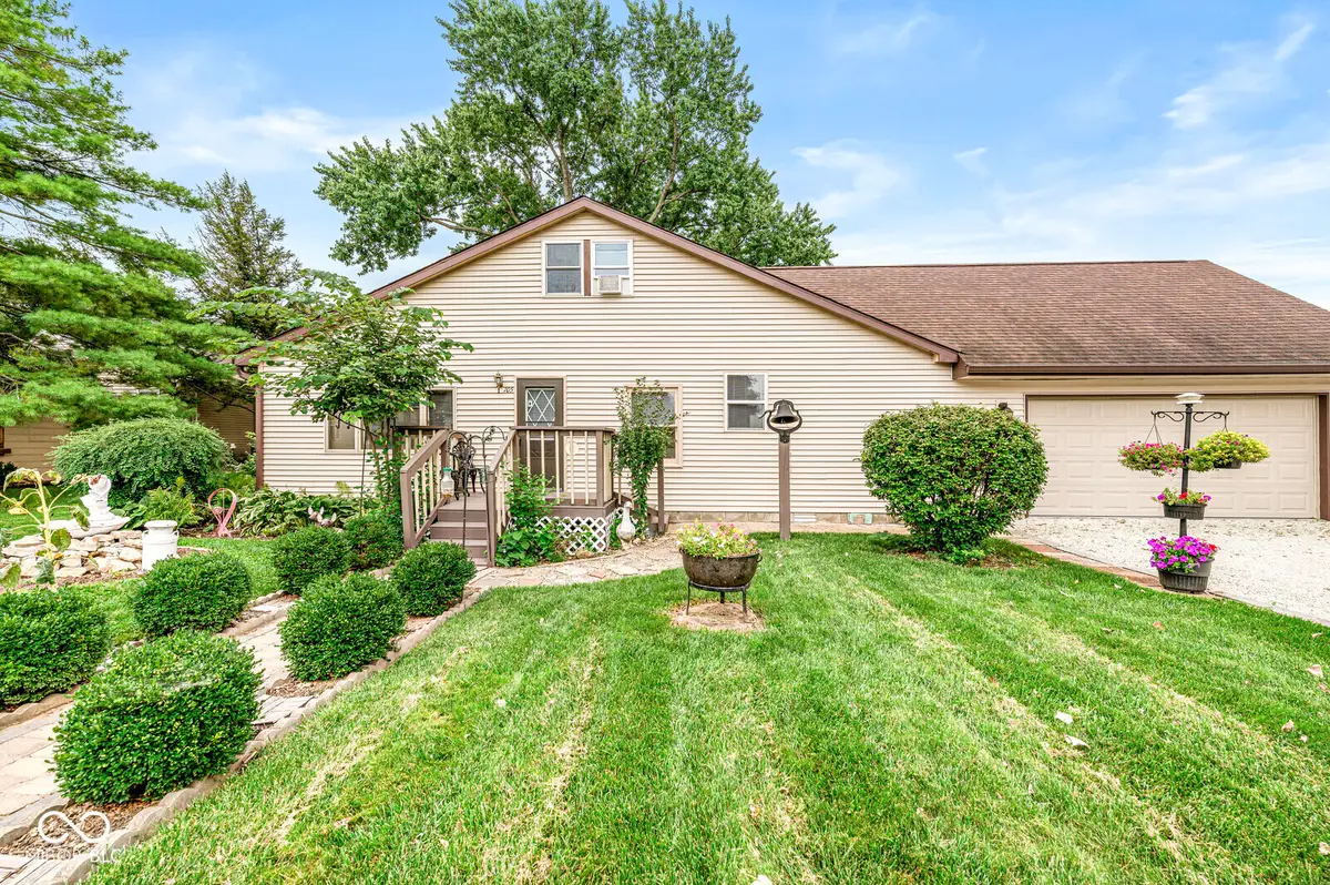 105 W Pierce, Whitestown, IN 46075 - #1