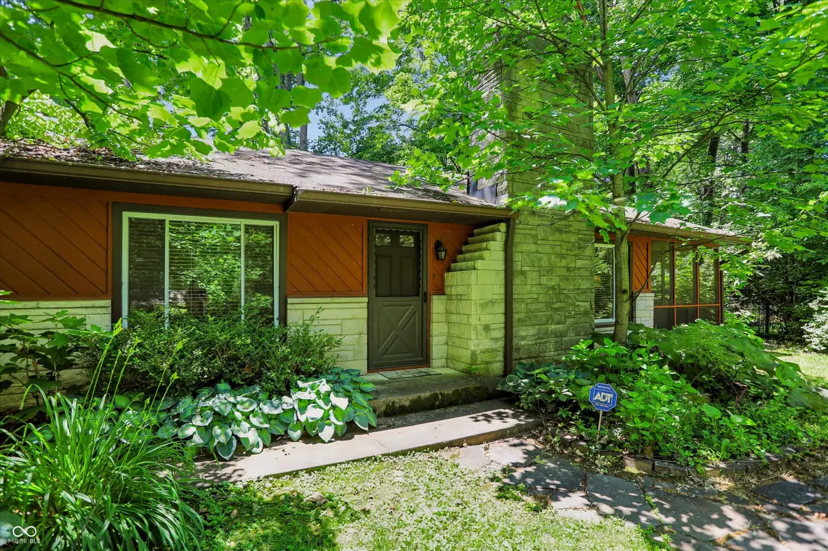 11060 Beechwood Drive W, Indianapolis, IN 46280 - #1