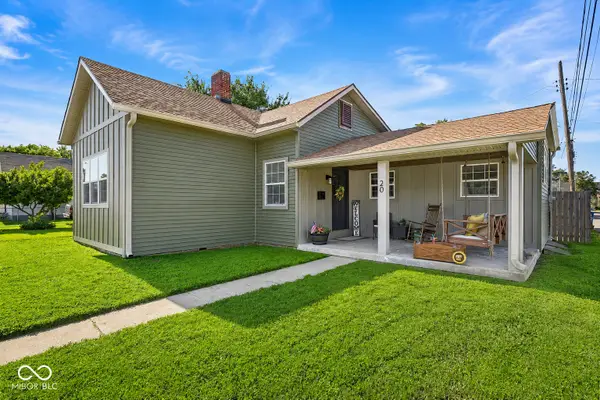 20 W Locust Street, Shelbyville, IN 46176