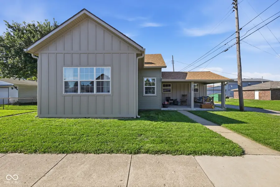 20 W Locust Street, Shelbyville, IN 46176 - #2