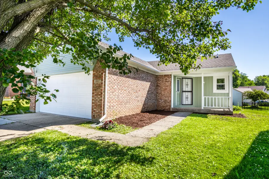 1667 Park Castle Way, Indianapolis, IN 46229 - #2