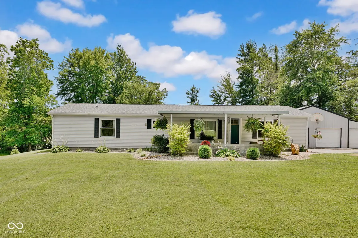 10418 E County Road 250 N, Seymour, IN 47274 - #1