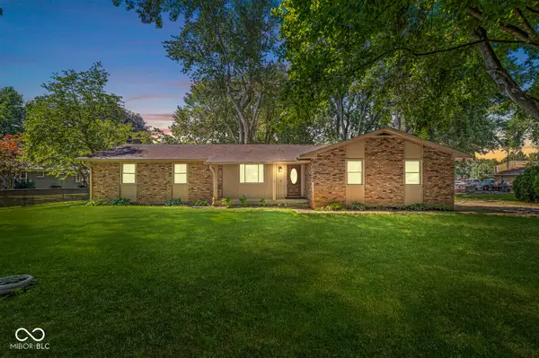2525 Colony Court, Carmel, IN 46280