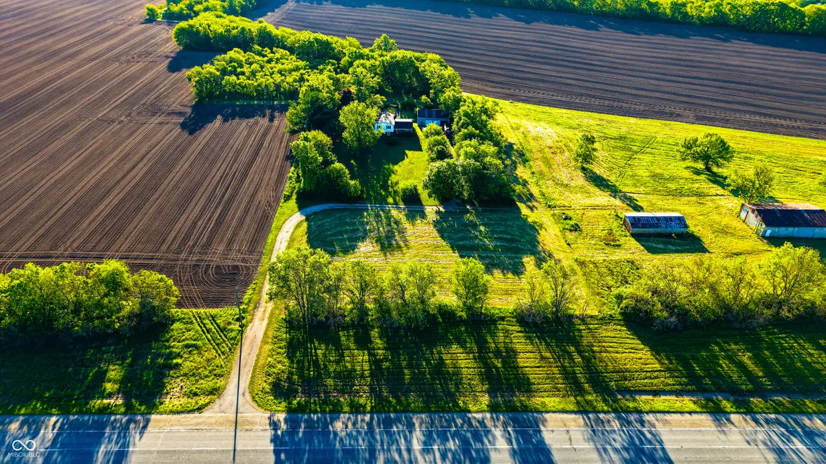 12296 S State Road 63, Clinton, IN 47842 - #1