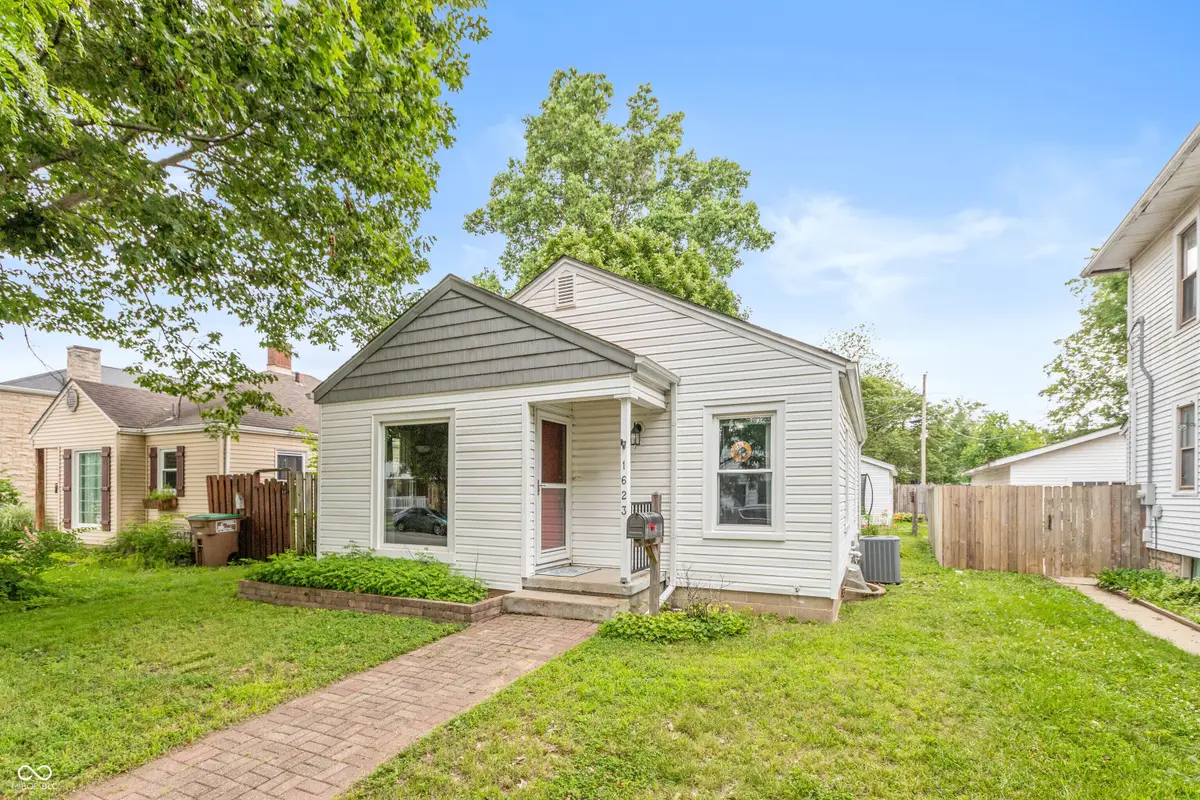1623 Lawton Avenue, Columbus, IN 47201 - #1