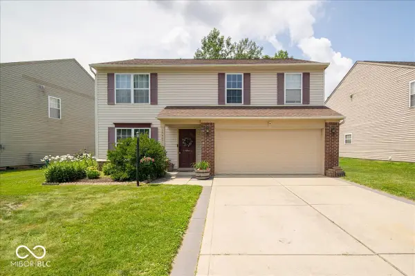 15427 Outside Trail, Noblesville, IN 46060