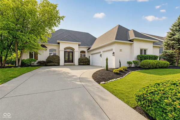 5913 Chartwell Drive, Bargersville, IN 46106