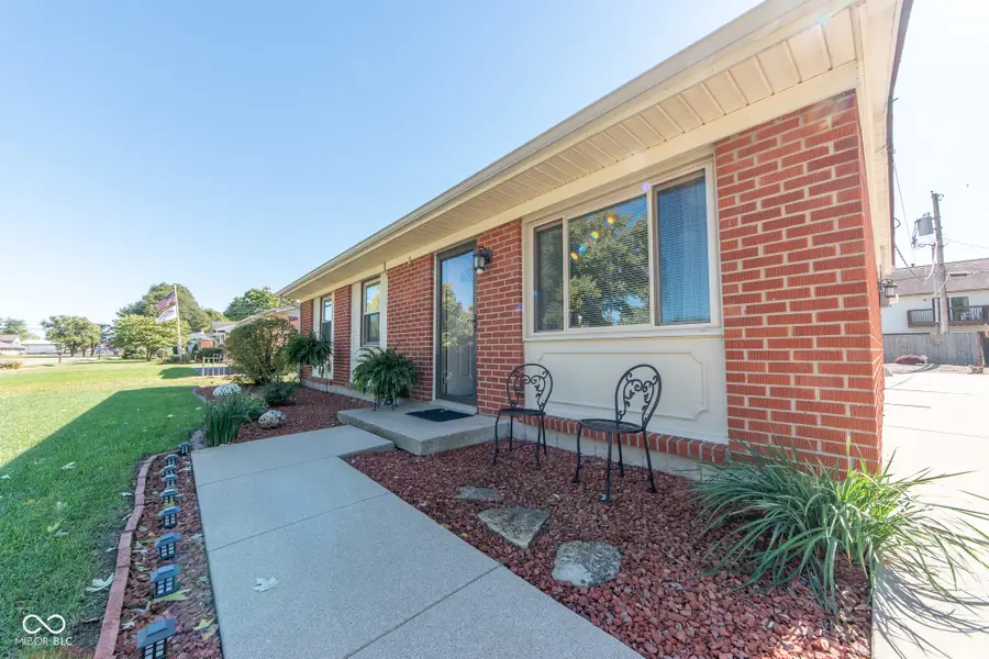 2855 12th Street, Columbus, IN 47201 - #3