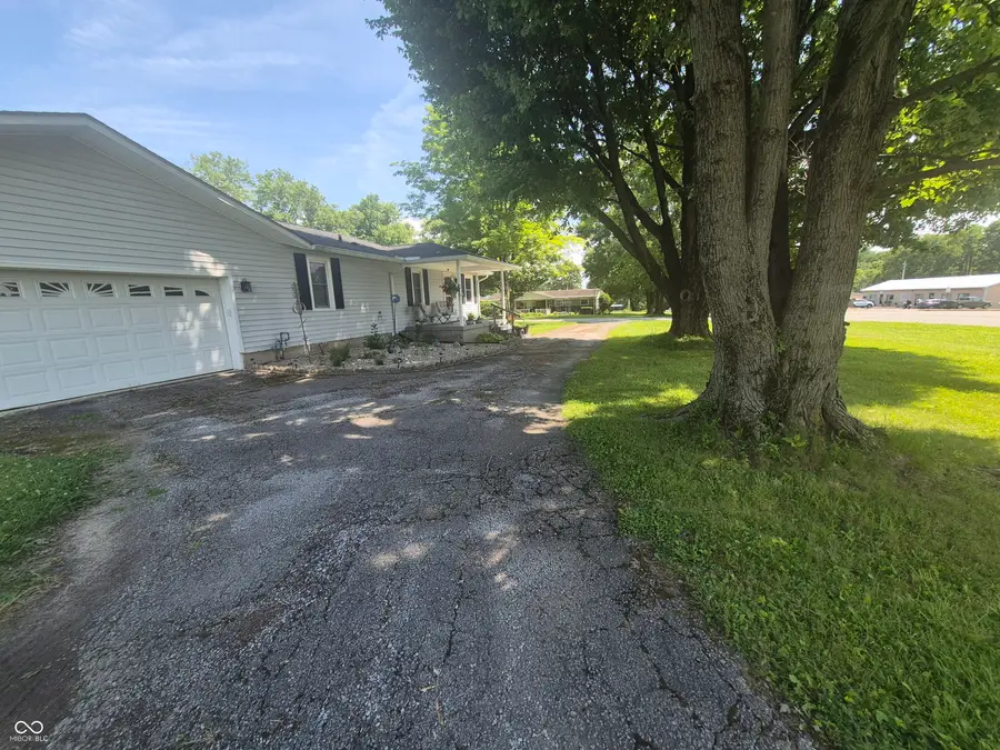 403 S Main Street, Cloverdale, IN 46120 - #3