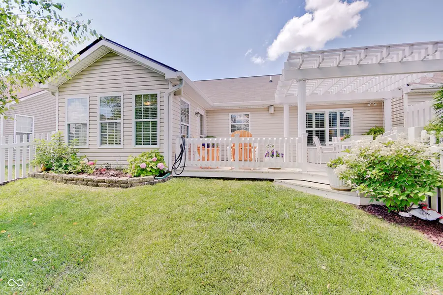 1451 Colony Park, Greenwood, IN 46143 - #2