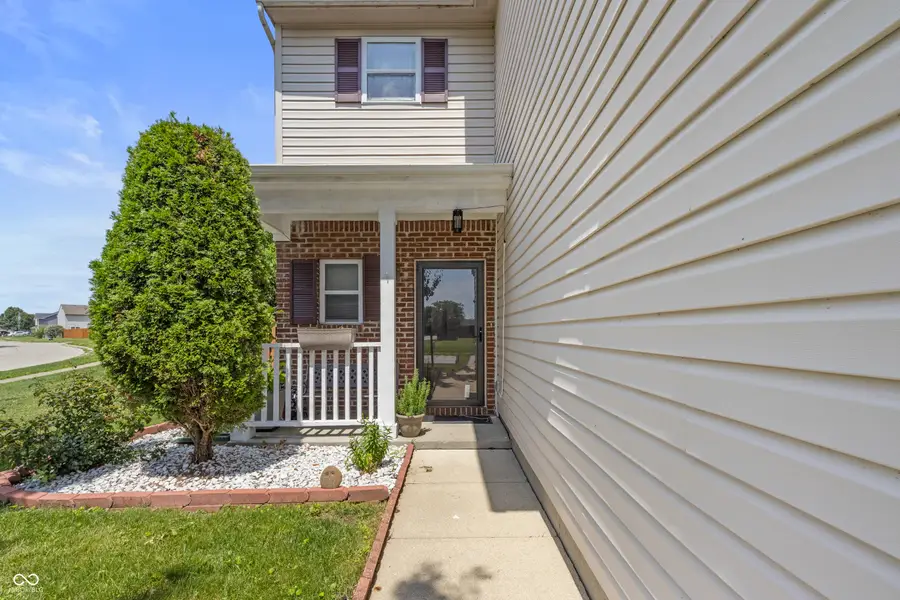 3087 Rolling Knoll Lane, Columbus, IN 47201 - #3