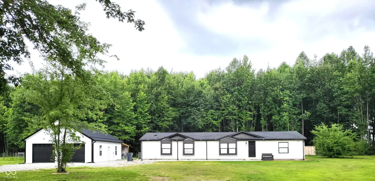 3235 N County Road 600 W, North Vernon, IN 47265 - #1