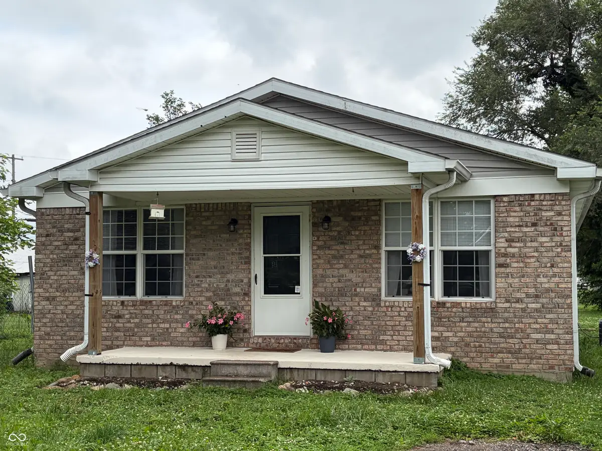 929 S Grant Street, Martinsville, IN 46151 - #1