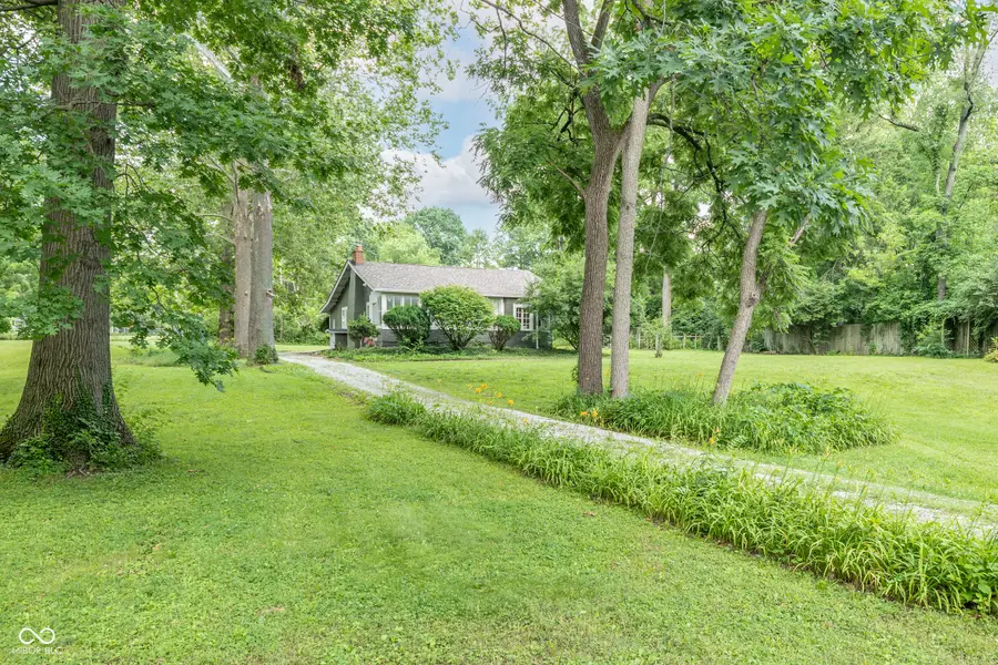 6751 E Pleasant Run Pkwy S Drive, Warren Park, IN 46219 - #2