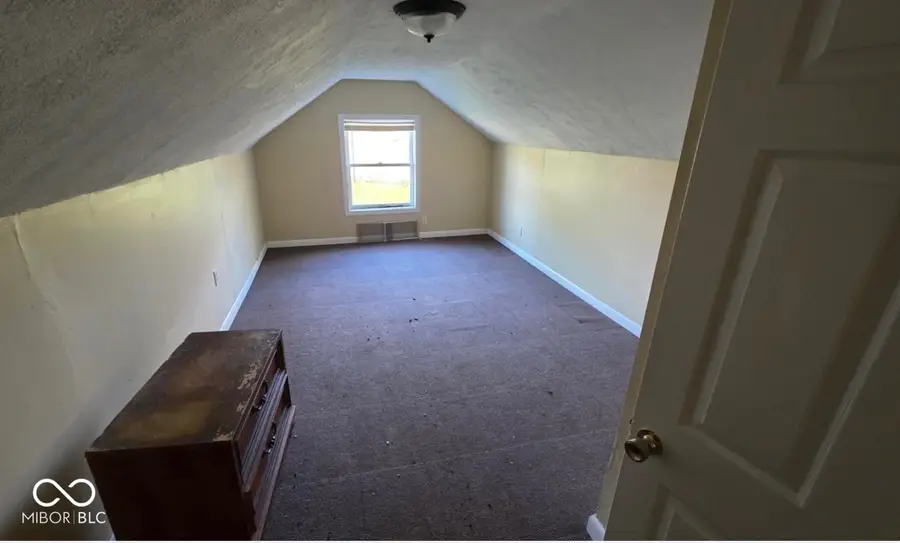 2304 S Meeker Avenue, Muncie, IN 47302 - #3