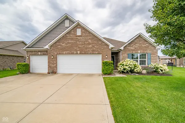 3190 S Courtney Drive, New Palestine, IN 46163