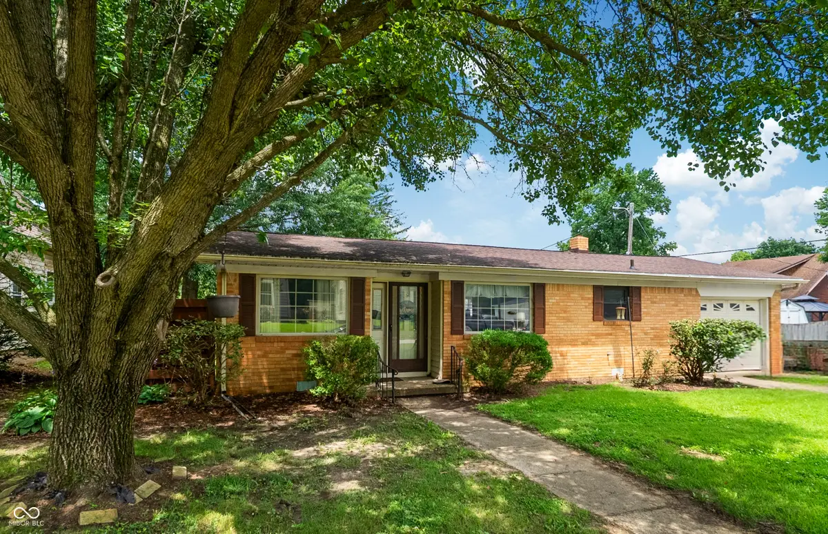 15 W Joseph Street, Brazil, IN 47834 - #1