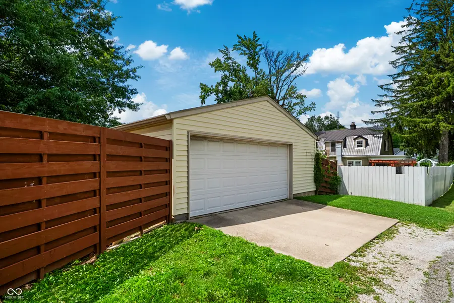15 W Joseph Street, Brazil, IN 47834 - #2