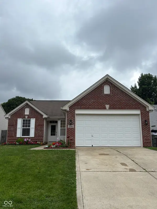 206 Meridian Gardens Lane, Indianapolis, IN 46217