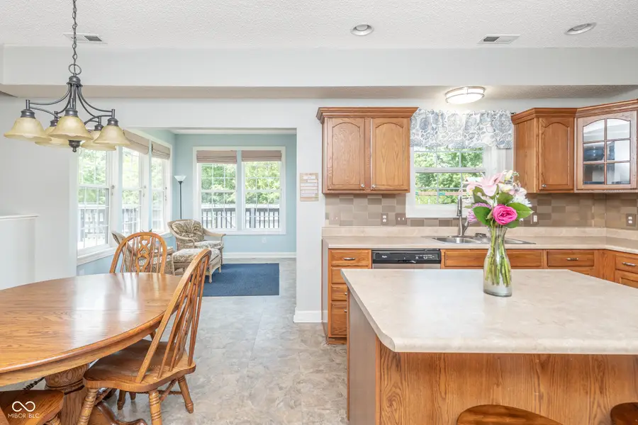 9652 Rhodes Court, Avon, IN 46123 - #2