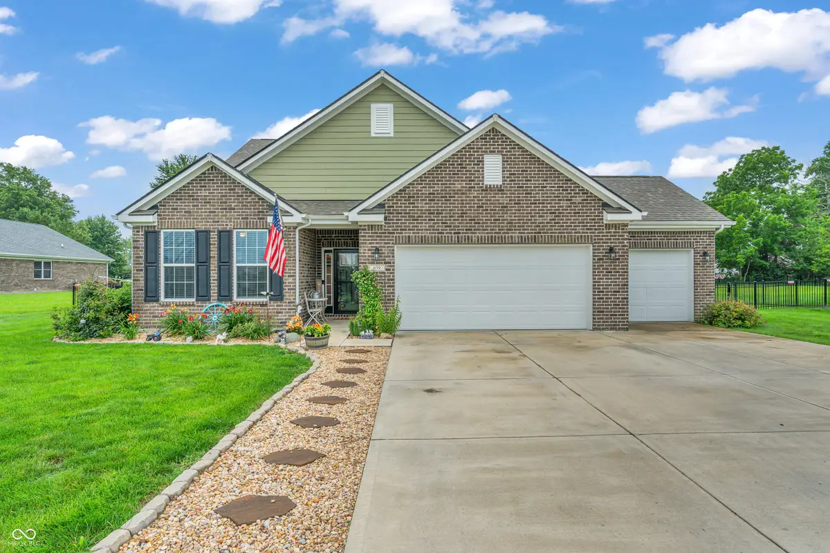 639 Cardinal Drive, Jamestown, IN 46147 - #1