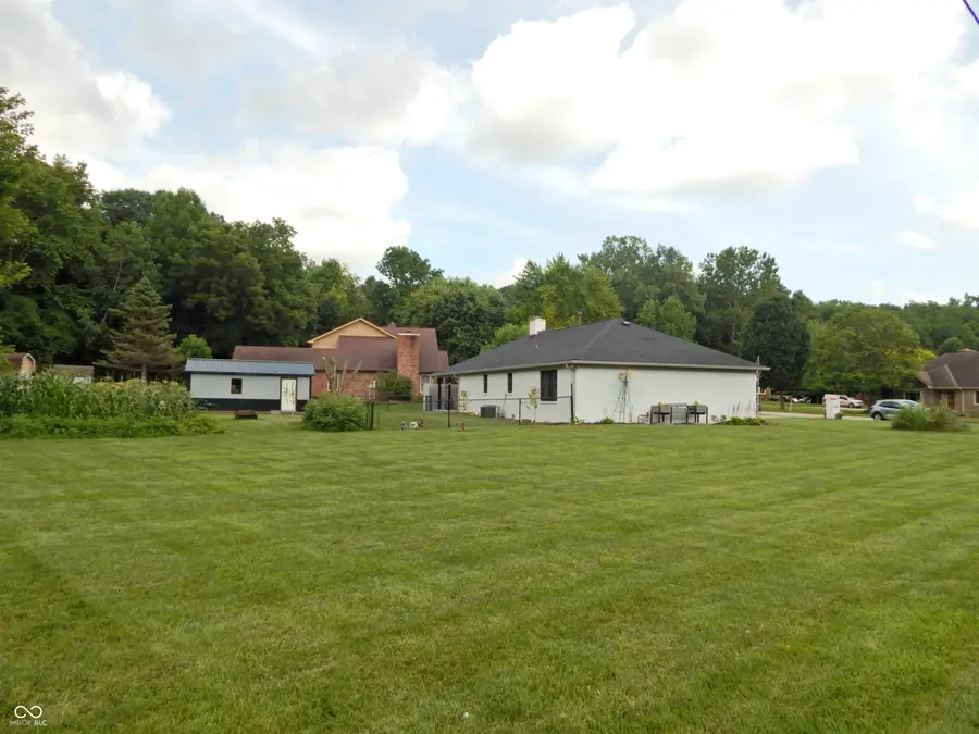 7642 Maxwelton Street, Mooresville, IN 46158 - #3